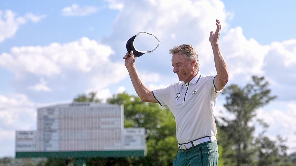 Bernhard Langer verabschiedete sich vom Masters - und die Zuschauer sich von ihm. Foto: George Walker IV/AP/dpa