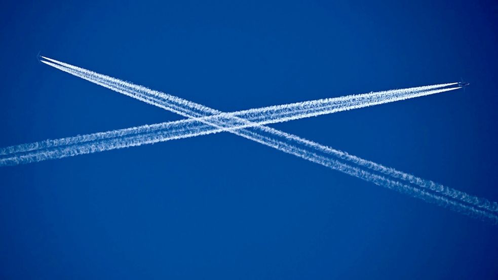 Trumps Zölle könnten auch den Luftverkehr treffen. Foto: Arne Dedert/dpa