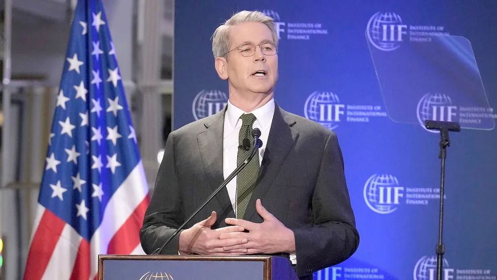 US-Finanzminister Bessent spricht über den Zollstreit mit China. Foto: Jacquelyn Martin/AP/dpa
