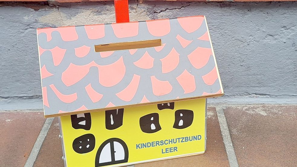 Ein Sparhäuschen wie dieses wurde entwendet. Foto: Kinderschutzbund Leer