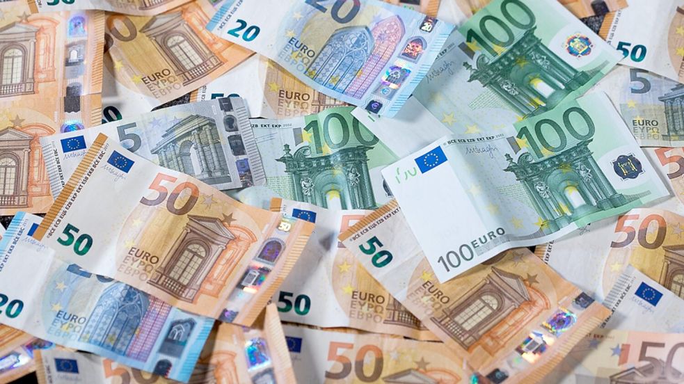 Fünfter Anstieg in Folge: Nominales Geldvermögen der privaten Haushalte nun bei 9.050 Milliarden Euro (Symbolbild) Foto: Jens Büttner/dpa-Zentralbild/dpa
