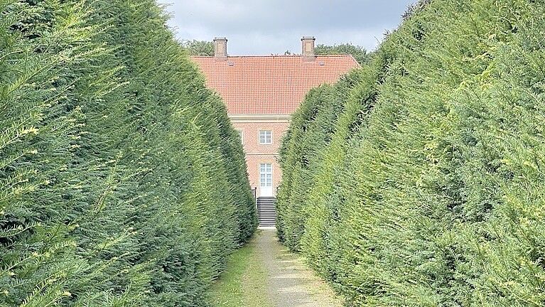 Das Gut Altenkamp in Aschendorf ist auch für seinen Garten bekannt. Foto: Hellmers