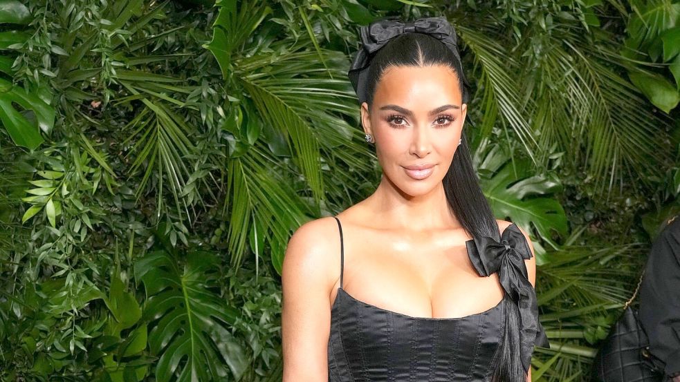Kardashian blieb bei dem Überfall körperlich unversehrt, zeigte sich aber sehr schockiert. (Archivbild) Foto: Jordan Strauss/Invision via AP/dpa