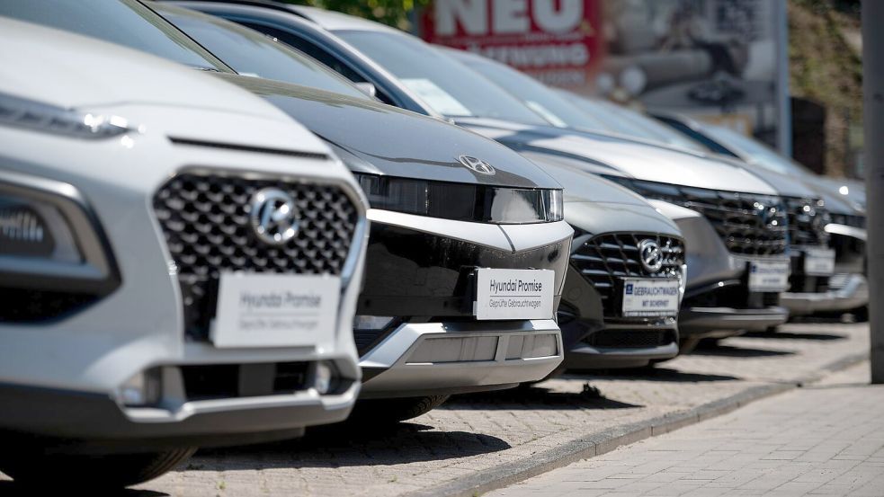 Gebrauchte Elektroautos - Privatpersonen kaufen sie inzwischen häufiger so als neu. Foto: Fabian Strauch/dpa