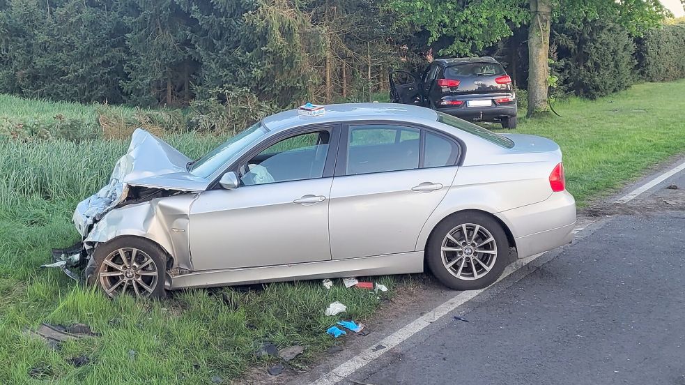 Zwei Autos prallten in Esterwegen zusammen. Foto: Feuerwehr SG Nordhümmling