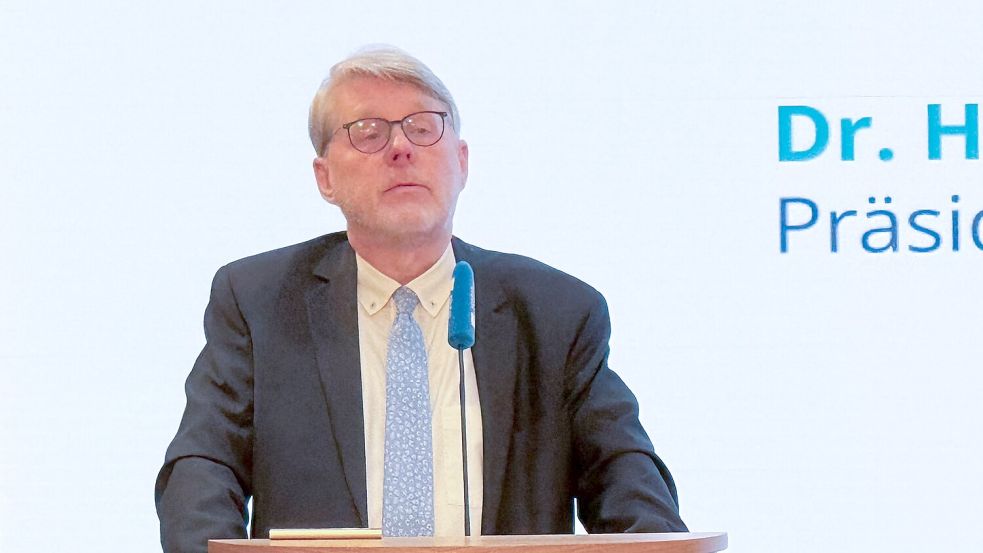 Mit seinem Vortrag bei der Konrad-Adenauer-Stiftung hatte der Präsident des Bundesamts für Migration und Flüchtlinge (Bamf), Hans-Eckhard Sommer, für Schlagzeilen gesorgt. (Archivfoto) Foto: Anne-Béatrice Clasmann/dpa