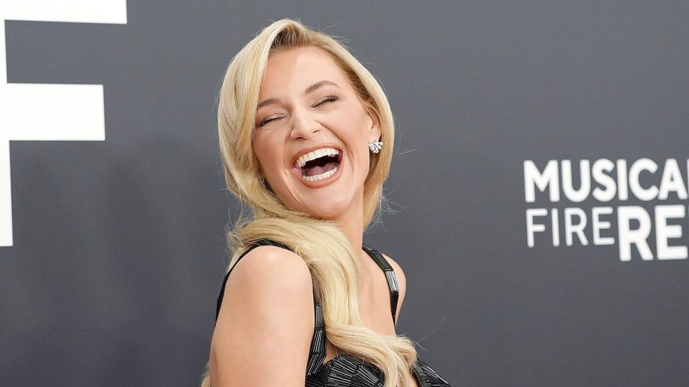 Kelsea Ballerini lobt Haley Lu Richardson für ihre Rolle in „The White Lotus“. (Archivbild) Foto: Jordan Strauss/Invision/AP/dpa
