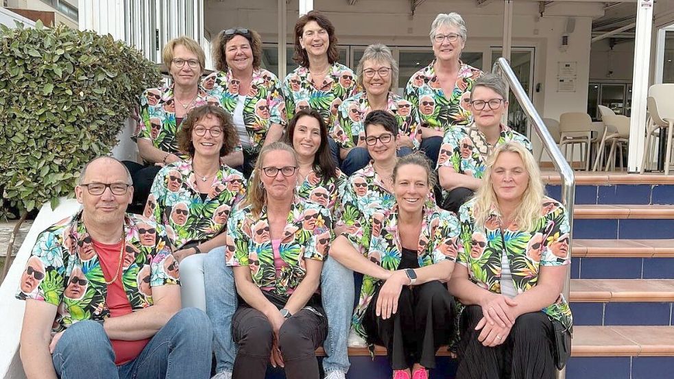 Die Handball-Damen vom FC Stern Völlenerfehn unternahmen eine Abschlussfahrt nach Mallorca. Foto: privat