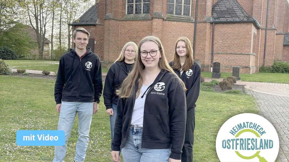 Ann-Sophie Evers (vorne) ist Vorsitzende der Landjugend Strücklingen. Sie lebt gerne im Saterland, ebenso wie Laurenz Rosenboom (von links), Marie Cordes und Joy Schulte, die ebenfalls in der Landjugend aktiv sind. Foto: Horst Kruse