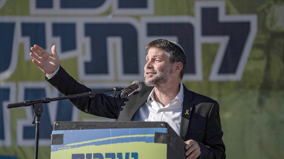 Der israelische Finanzminister Bezalel Smotrich hat sich auf einer Siedlerkonferenz im Westjordanland zur Zukunft des Gazastreifens geäußert. (Archivbild) Foto: Ilia Yefimovich/dpa