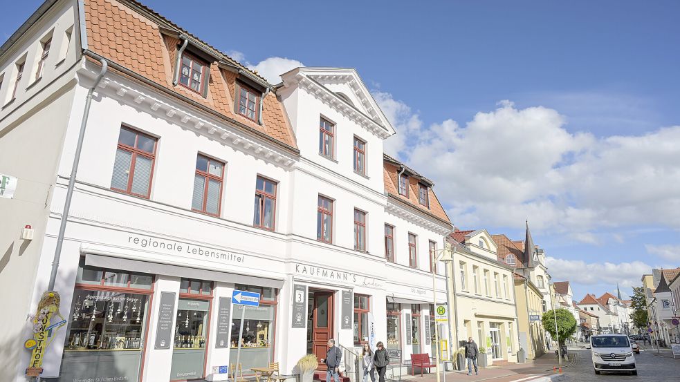 Sauber und gepflegt: Einkaufsstraße in Bad Doberan. Foto: IMAGO/Joko