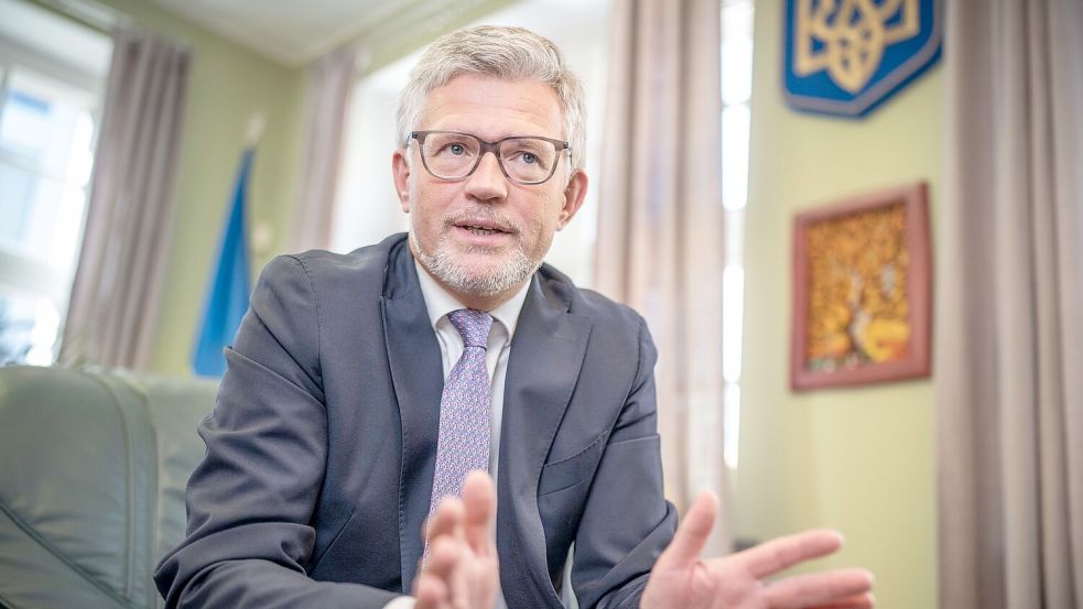 Andrij Melnyk hat die Geheimhaltung von Waffenlieferungen schon als Botschafter in Deutschland kritisiert. (Archivbild) Foto: Michael Kappeler/dpa