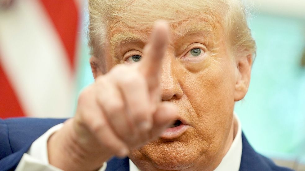 Trump: Habe Indien und Pakistan mit Handelsdrohungen überzeugt Foto: Evan Vucci/AP/dpa