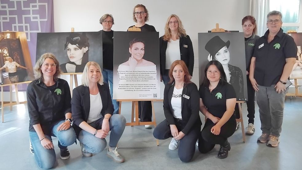 Die Ausstellungseröffnung wurde begleitet durch das Flugkraft-Team. Fotos: Clarissa Scherzer