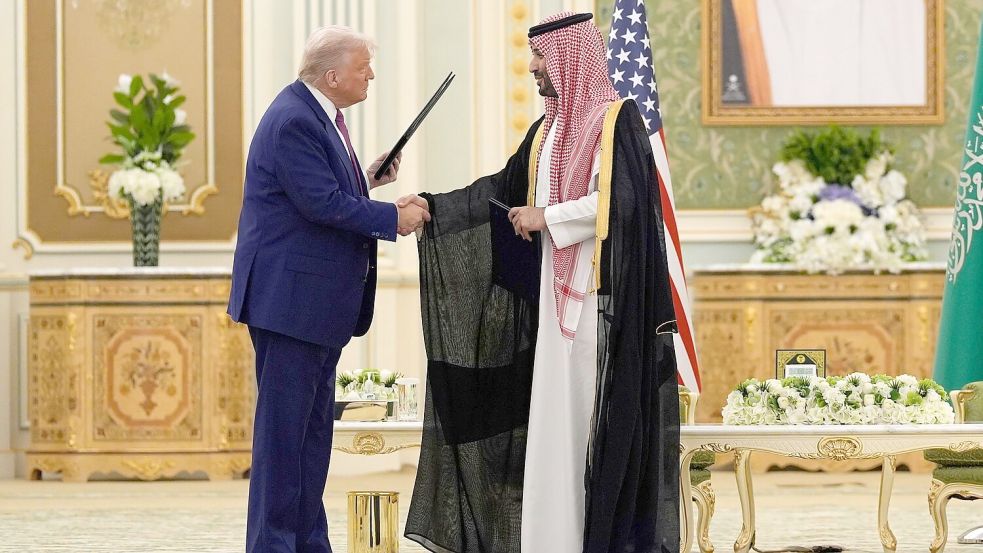 Beim Besuch von US-Präsident Trump in Saudi-Arabien geht es wie 2017 erneut um große Rüstungsgeschäfte. Foto: Alex Brandon/AP/dpa