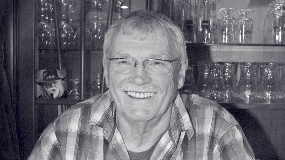 Norbert Thos, der ehemalige Wirt der Rhauderfehner Musikkneipe California, ist im Alter von fast 70 Jahren gestorben. Der Fehntjer hatte das California von 2002 bis 2016 geführt. Foto: privat