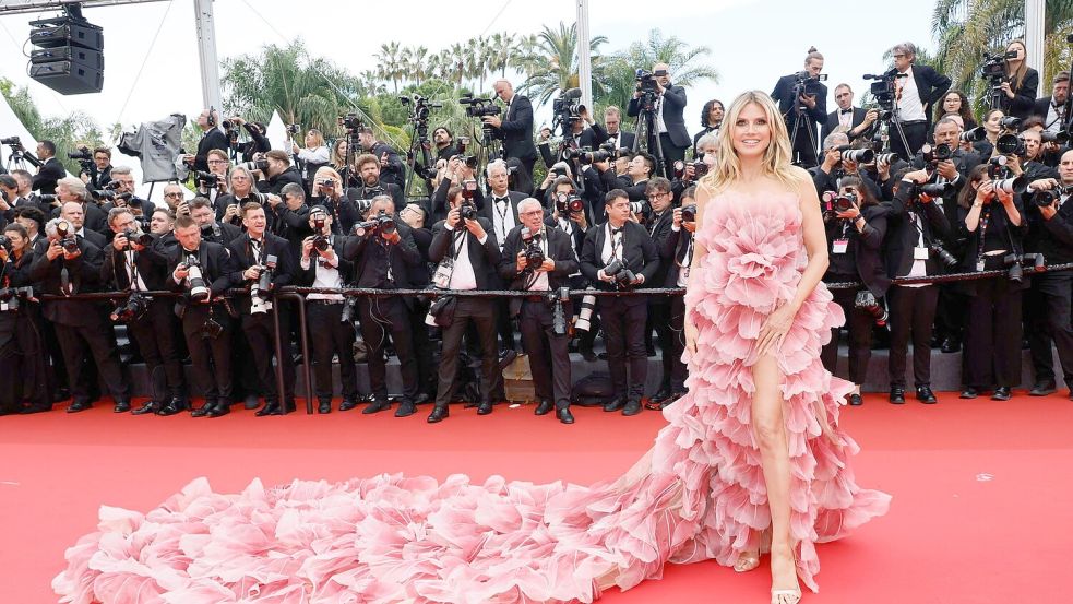 Heidi Klum mit einem besonders voluminösem Kleid. Foto: Joel C Ryan/Invision/AP/dpa