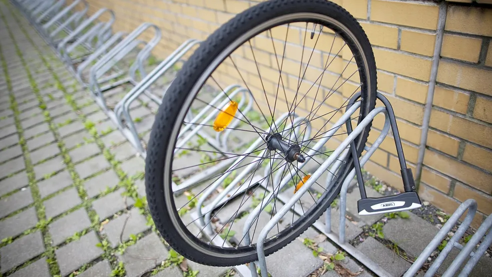 Nach dem ersten Schock kommt meistens die Wut: Ein gestohlenes Fahrrad ist ein großes Ärgernis. Foto: IMAGO/Thomas Trutschel