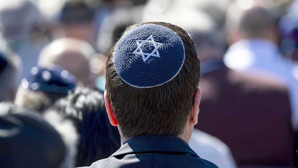 Niedersachsen möchte jüdisches Leben fördern und plant deshalb eine Änderung der Verfassung. Foto: Michael Matthey/dpa