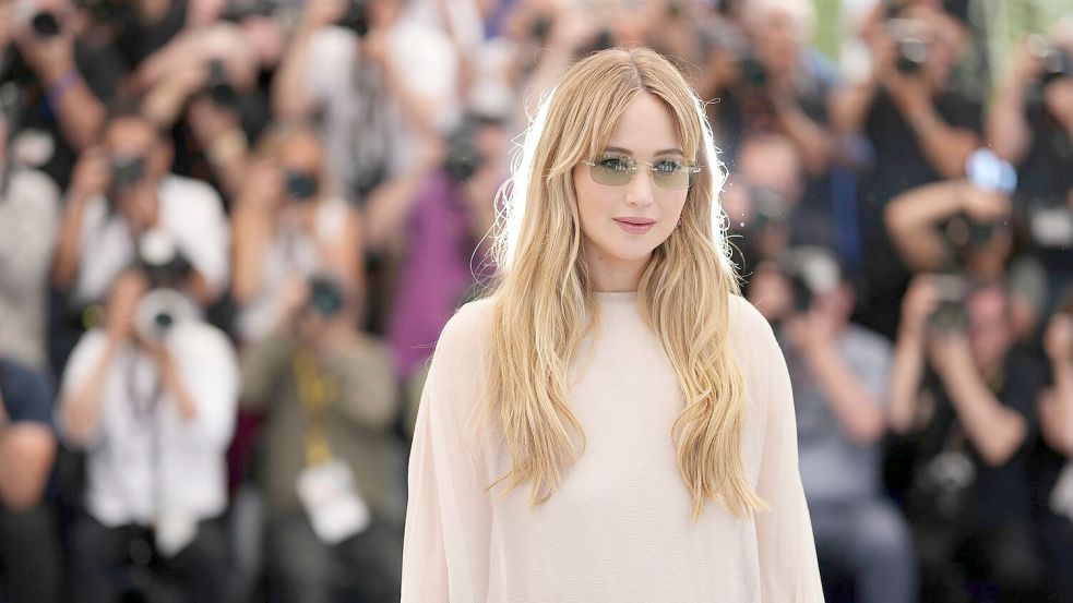 Jennifer Lawrence nach der Premiere ihres neuen Films in Cannes. Foto: Scott A Garfitt/Invision/AP/dpa