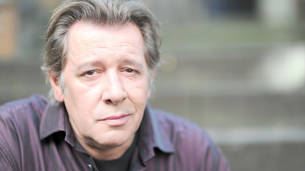 Der Hamburger Schauspieler Jan Fedder starb 2019. Jetzt werden erneut Sammlerstücke aus seinem Nachlass versteigert. Foto: dpa/Angelika Warmuth