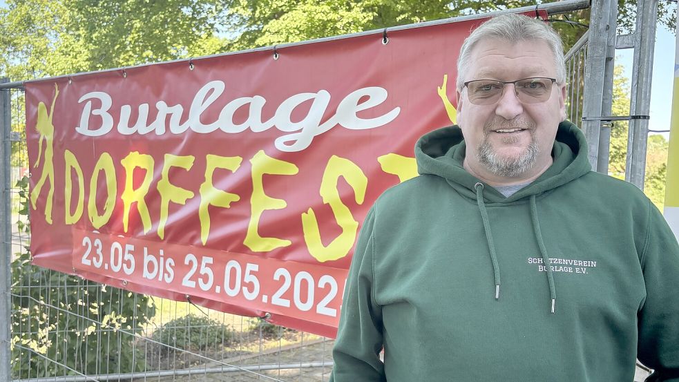 Der Vorsitzende des Schützenvereins Burlage, Jürgen Buß, wünscht sich eine größere finanzielle Unterstützung für das Dorffest. Die Veranstaltung wird in diesem Jahr noch gefeiert – aber was passiert in Zukunft? Foto: Henrik Zein