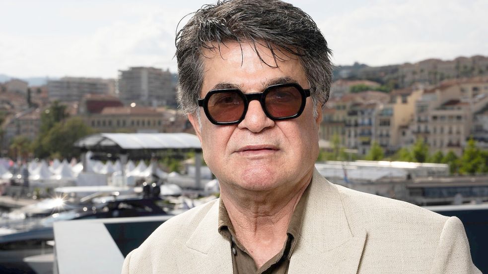 Jafar Panahi reiste nach langer Zeit wieder persönlich zu einem Festival. Foto: Scott A Garfitt/Invision/AP/dpa