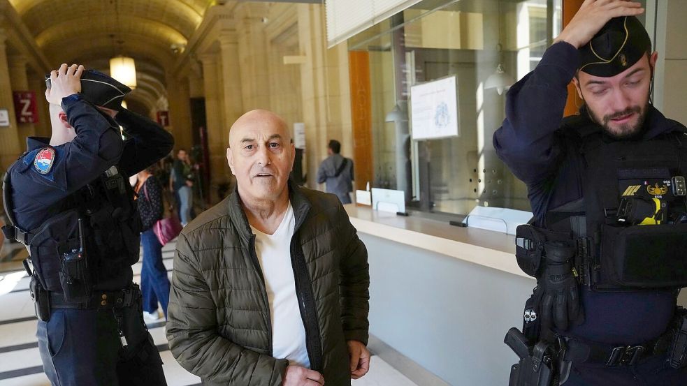 Zwei der Hauptangeklagten entschuldigten sich bei Kim Kardashian (Archivbild). Foto: Aurelien Morissard/AP/dpa