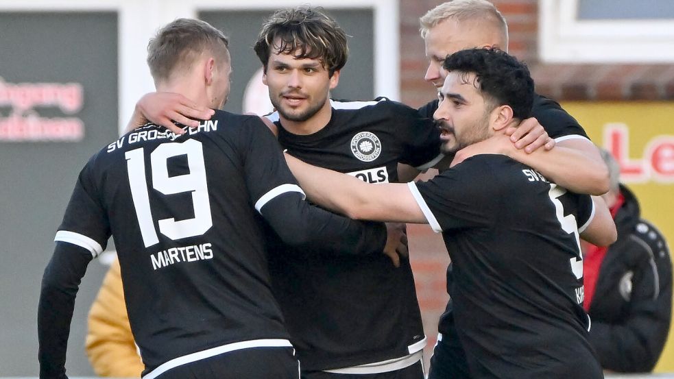Der SV Großefehn jubelte am Freitag im Derby viermal. Foto: Steenhoff