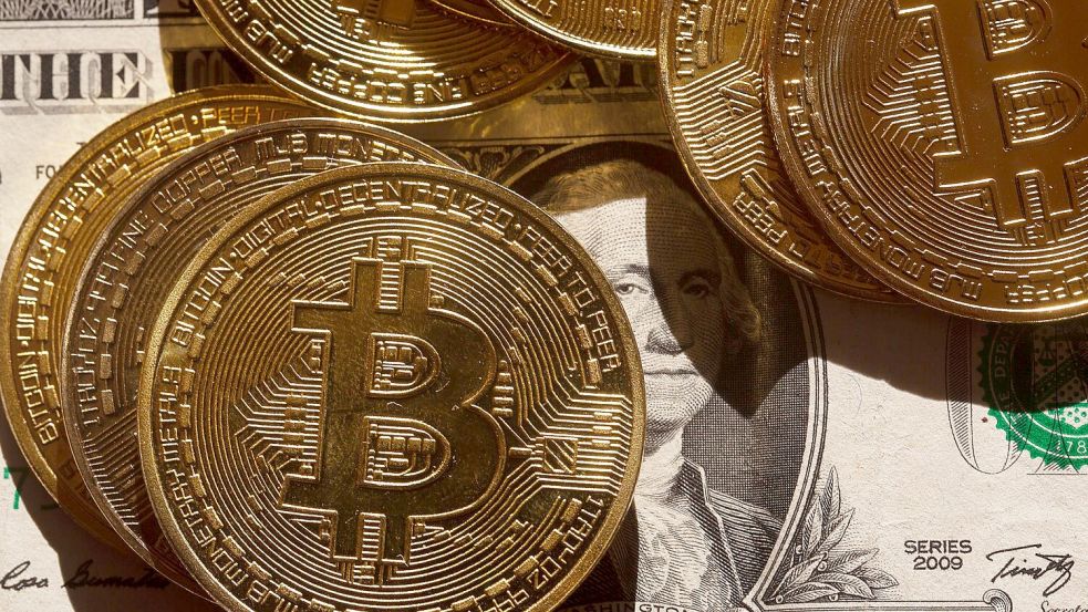 Älteste Kryptowährung: das Digitalgeld Bitcoin. Foto: Fernando Gutierrez-Juarez/dpa