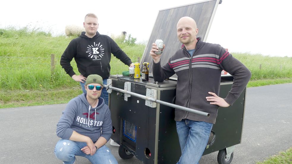 Wummernde Bässe dröhnten 2019 aus der Musikanlage dieses Bollerwagens. Foto: Tatjana Gettkowski/Archiv