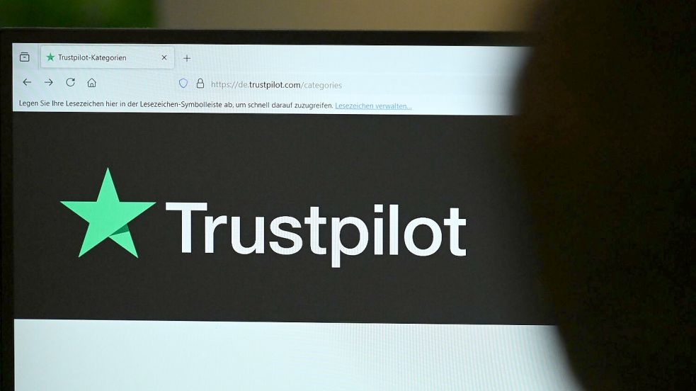 Die Wettbewerbszentrale wirft Trustpilot irreführende Angaben vor. (Symbolbild) Foto: David Hammersen/dpa