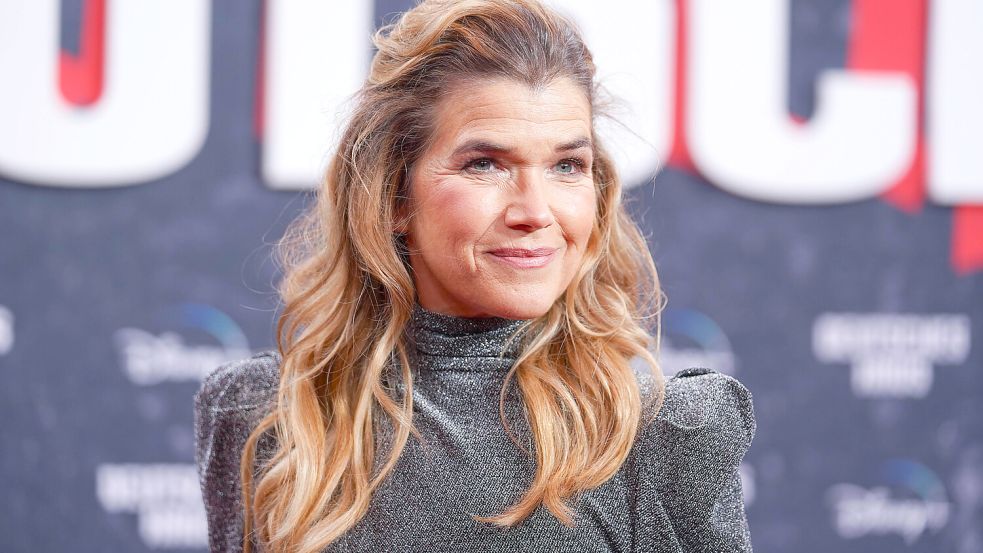 Anke Engelke dreht Comedyserien, nimmt Podcasts auf und findet noch Zeit für ein besonderes Praktikum. Foto: IMAGO/BREUEL-BILD