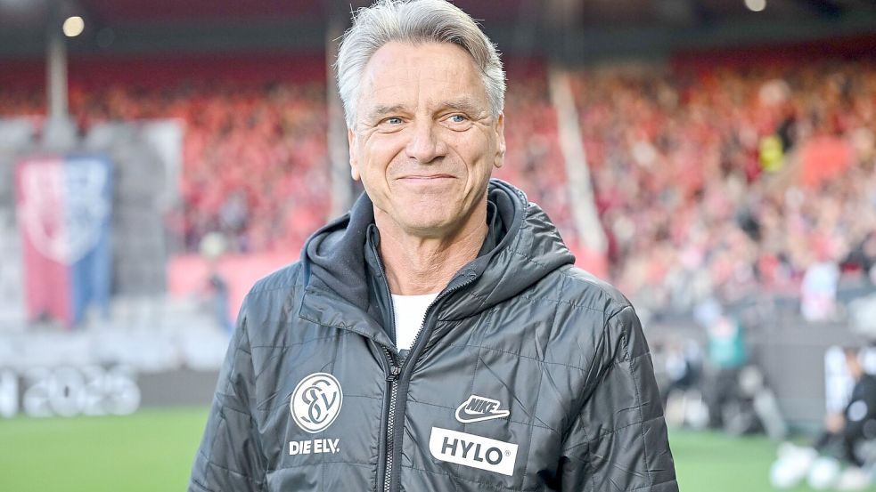 Trainer Horst Steffen - Wechselt er in die Fußball-Bundesliga? Foto: Harry Langer/dpa