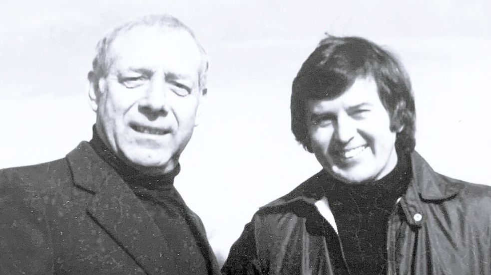 Das Foto zeigt Hans-Dieter Etzbach (rechts) Ende der 70er Jahre vor einem Freundschaftsspiel gegen Hertha BSC mit dem damaligen Hertha-Trainer Kuno Klötzer. Fotos: Privat