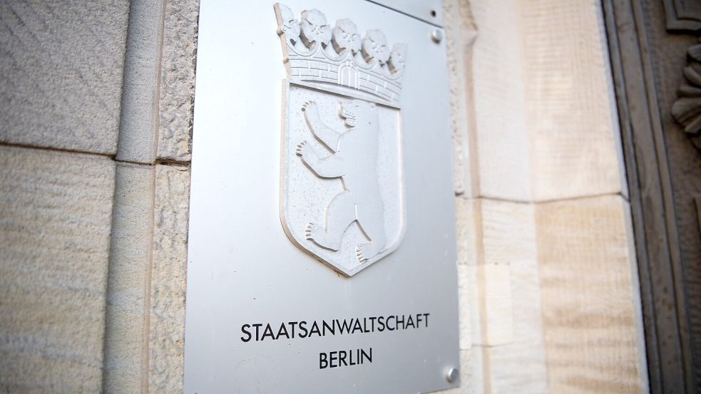 Die Staatsanwaltschaft hat im Rahmen der Ermittlungen gegen einen Palliativarzt eine weitere Exhumierung veranlasst. (Symbolbild) Foto: Fabian Sommer/dpa