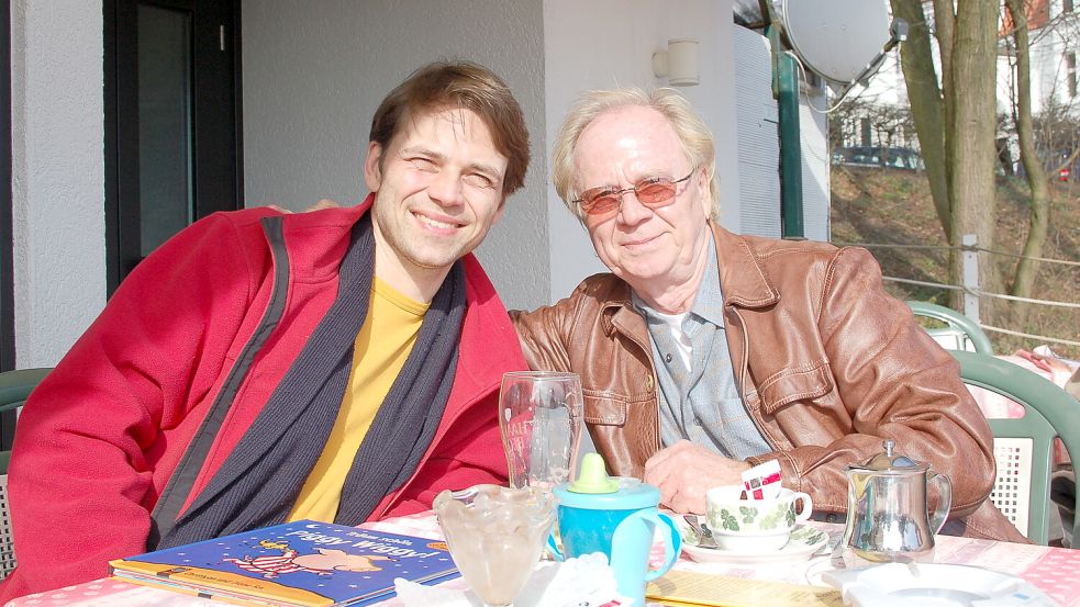 Daniel und Wolfgang Petersen 2008 nach einer Besprechung in Hamburg. Foto: Daniel Petersen
