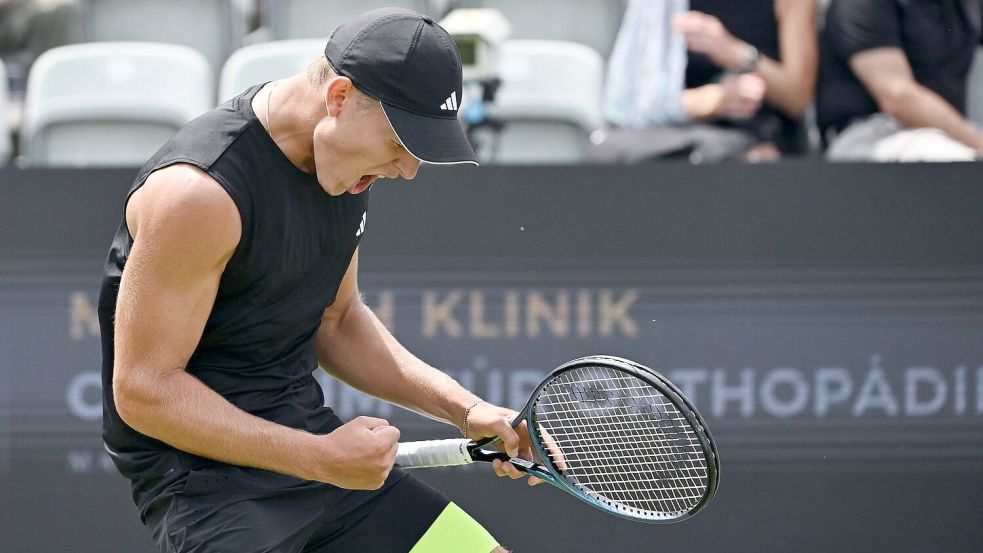 Tennis-Talent Justin Engel steht in Stuttgart im Achtelfinale. Foto: Marijan Murat/dpa