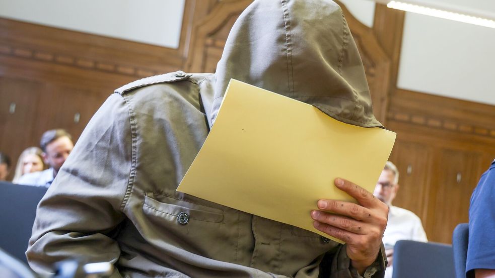 Abu Walaa, verurteilter IS-Terrorist und früherer IS-Statthalter in Deutschland, scheitert mit Klage gegen seine Ausweisung. Foto: Christoph Reichwein/dpa