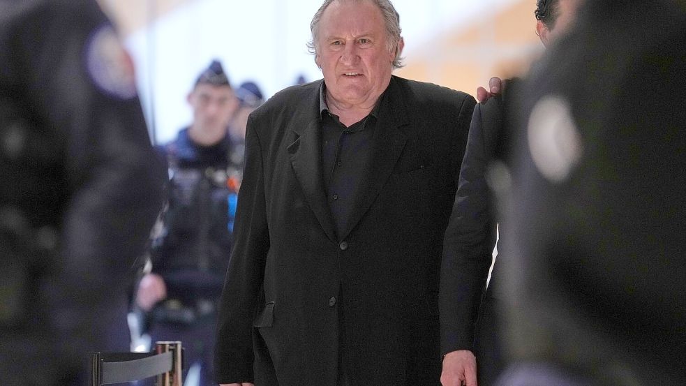 Wegen sexueller Belästigung von zwei Frauen wurde Gérard Depardieu im vergangenen Monat zu 18 Monaten Haft auf Bewährung verurteilt. (Foto: Archiv) Foto: Aurelien Morissard/AP/dpa