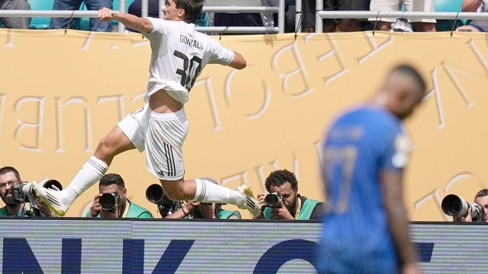 Real-Youngster Gonzalo Garcia jubelt nach seinem 1:0. Foto: Rebecca Blackwell/AP/dpa