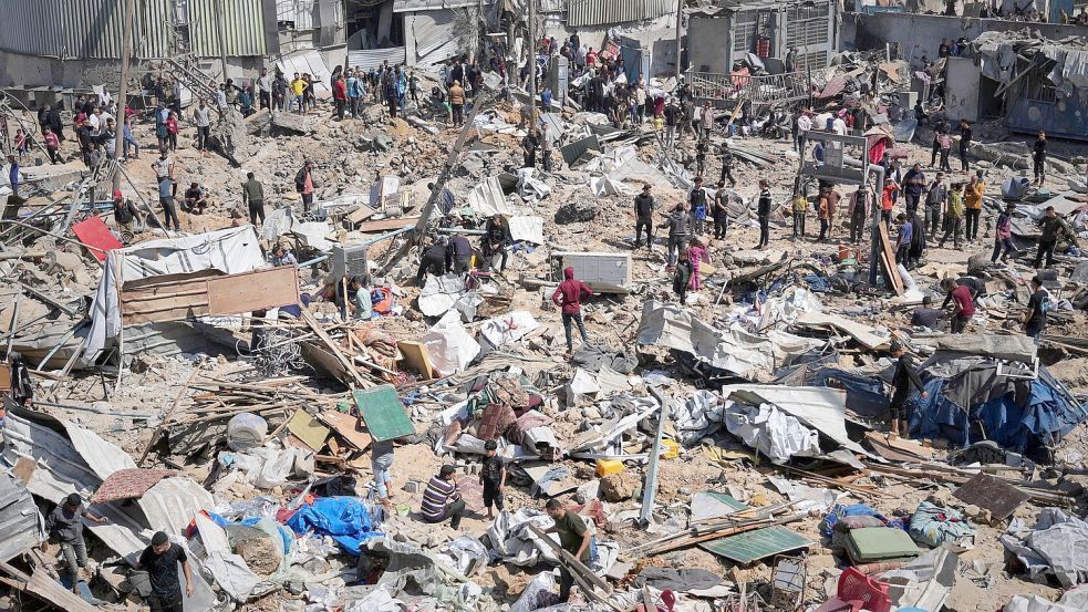 Die Lage im Gazastreifen ist katastrophal: Eine Mehrheit der EU-Staaten sprach sich zuletzt für einen härteren Kurs gegen Israel aus. (Archivbild) Foto: Abdel Kareem Hana/AP/dpa