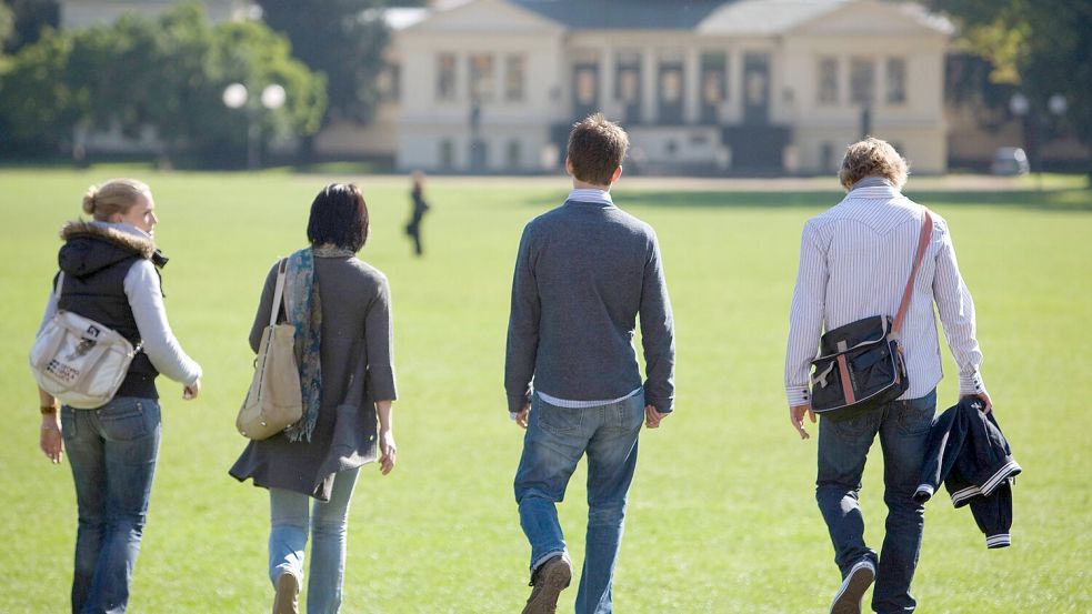 Im Studium treffen viele verschiedene Persönlichkeiten aufeinander - oder nicht? Foto: IMAGO / JOKER