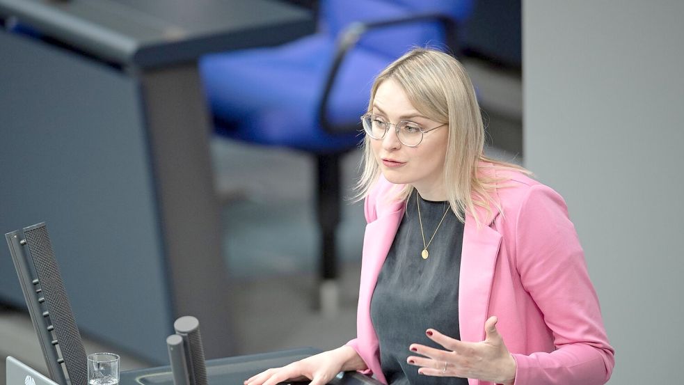 Natalie Pawlik (SPD) ist als Staatsministerin für Migration, Flüchtlinge, Integration und Antirassismus zuständig. (Archivfoto) Foto: Jonathan Penschek/dpa