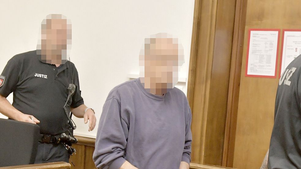 Ein 68-jähriger Emder soll im Januar 2025 seine Ehefrau erstochen haben. Foto: Klaus Ortgies