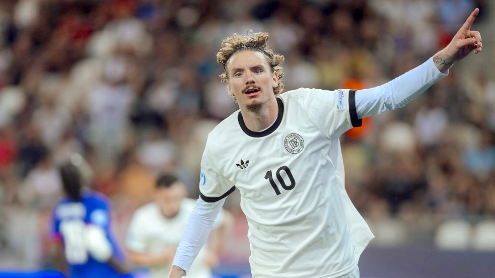 Jubelt Nick Woltemade bald im Trikot des FC Bayern? Foto: Robert Nemeti/dpa
