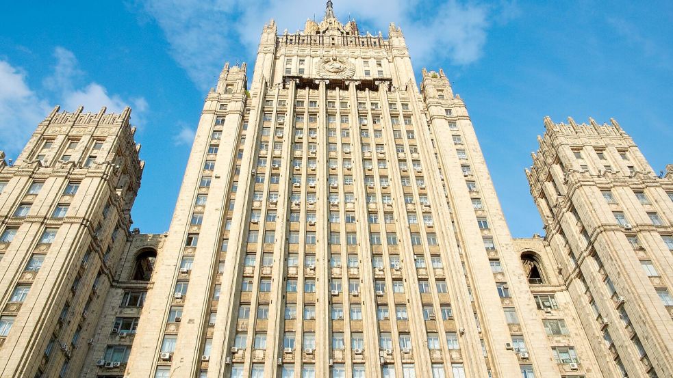 Das russische Außenministerium, in dem der deutsche Botschafter vorsprechen musste. (Archivbild) Foto: Bernd Thissen/dpa