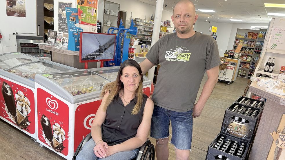 Inge und Frank Sonntag übernehmen den Kiosk Rajen. Foto: Dirk Hellmers