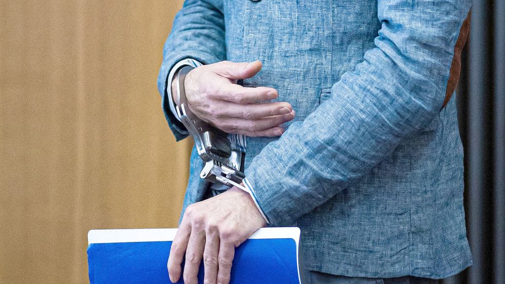 Der im Fall „Maddie“ Verdächtige sitzt im Gefängnis. Wegen einer skurrilen Zahlung ist aber unklar wie lange noch. (Archiv) Foto: Moritz Frankenberg/dpa Pool/dpa