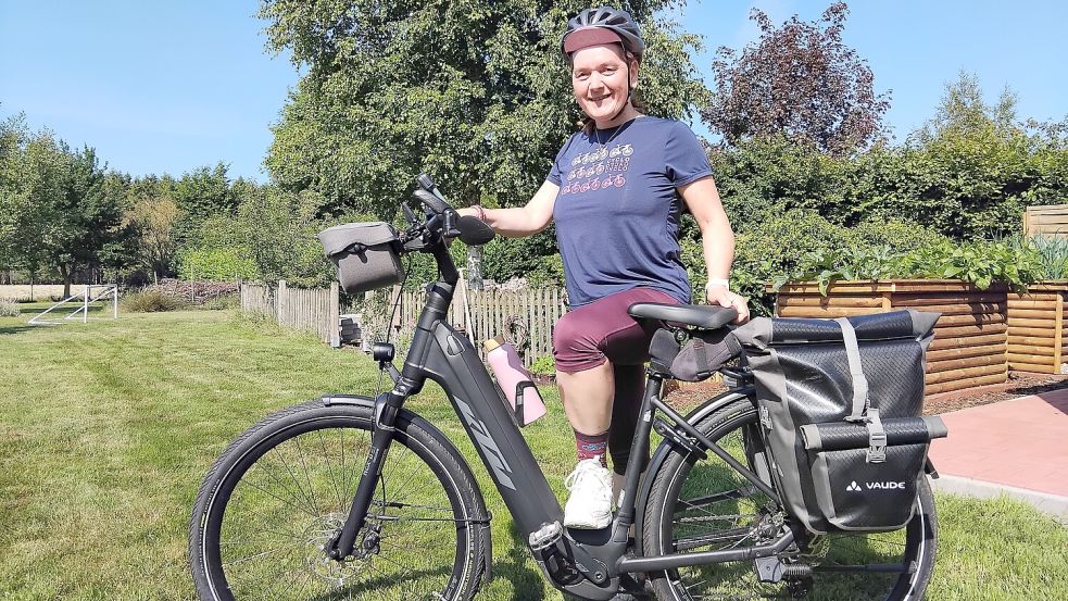 In voller Montur reiste Elke Freese-Willms mit dem Rad zu ihrem Onkel. Foto: Clarissa Scherzer